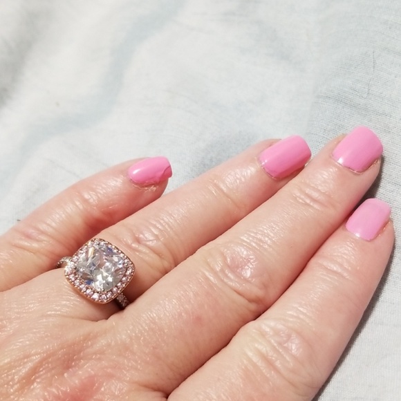 Stunning Sterling Silver CZ Ring Rose Gold NWT - Picture 4 of 8